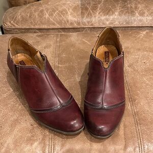 PIKOLINOS Women's Wine Burgundy Leather Slip-On Mules